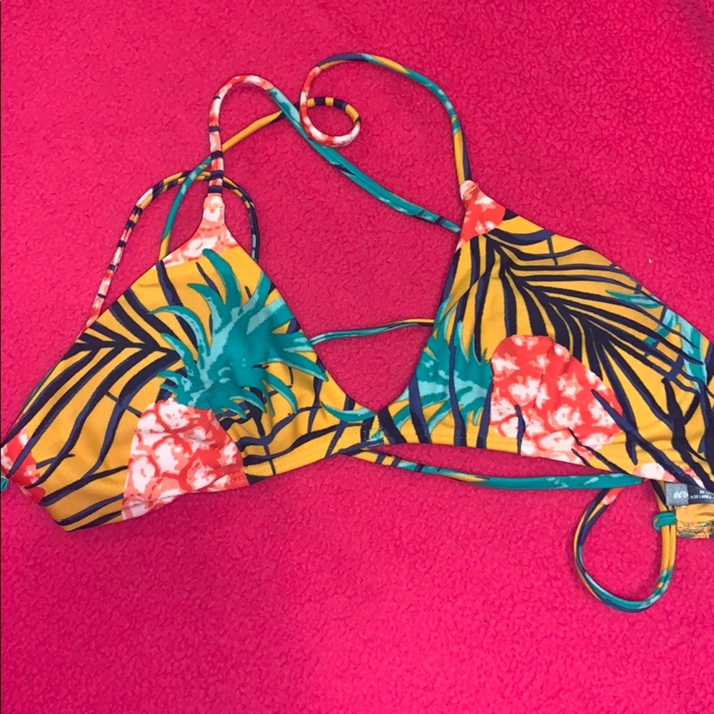 Bikini top